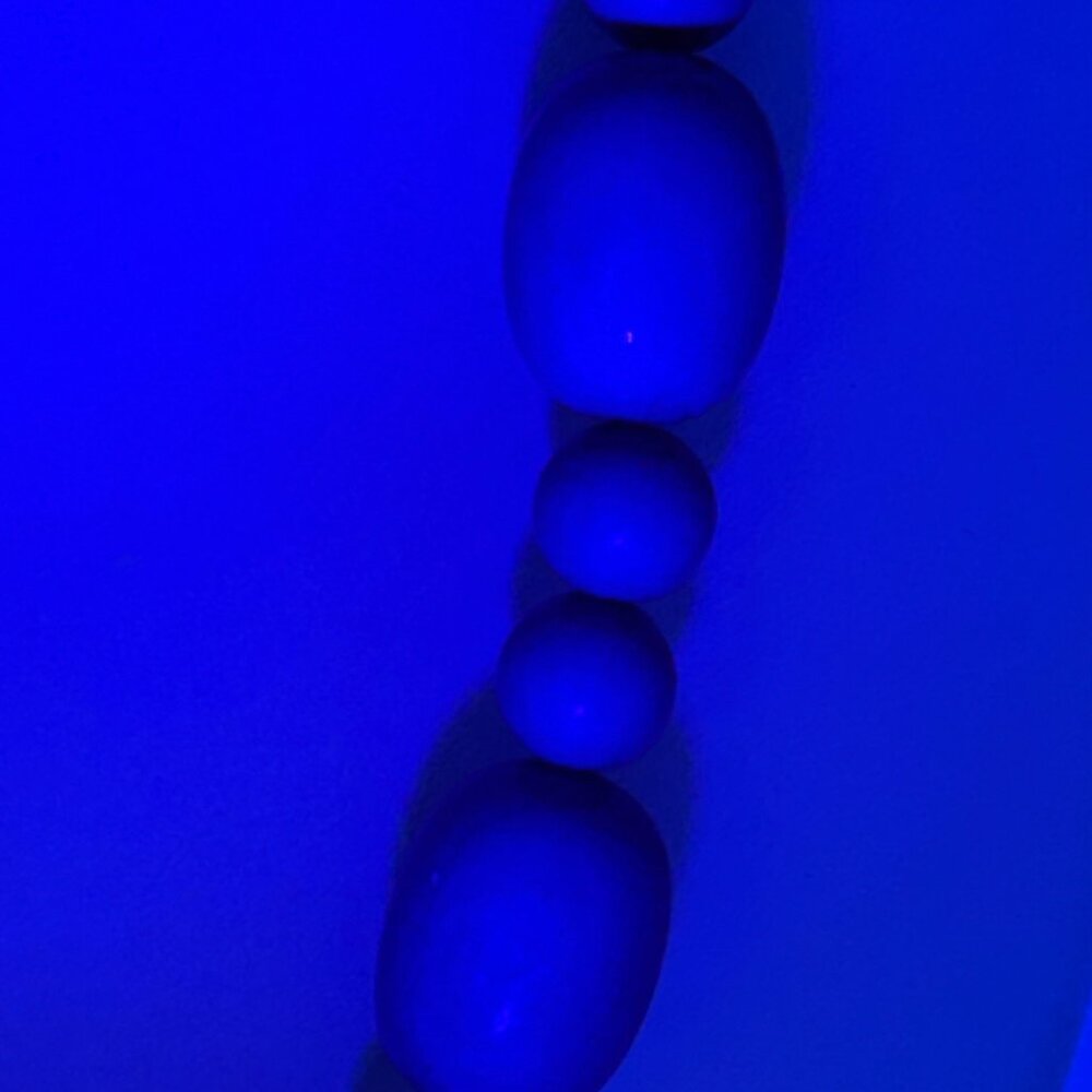 Pink Acrylic Beaded Necklace Oval Round Beads Glow Under UV Light 20" Statement - Picture 5 of 13